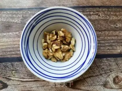 Make walnut rice soy step 2