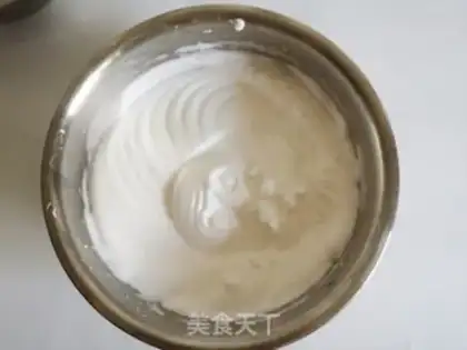 Make Milky Chifeng cake step 5