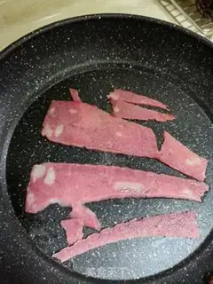 Make Bacon burrito step 0