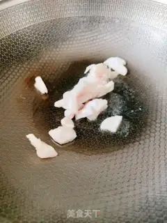Make Antler mushroom fried meat step 2