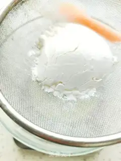 Make Chocolate iceberg cake step 2