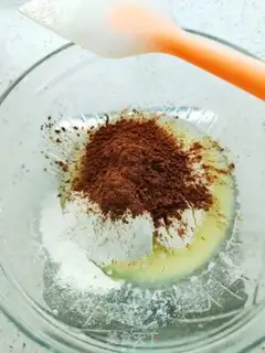 Make Chocolate iceberg cake step 3