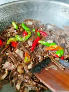 Make Antler mushroom fried meat step 8