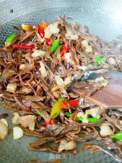 Make Antler mushroom fried meat step 10