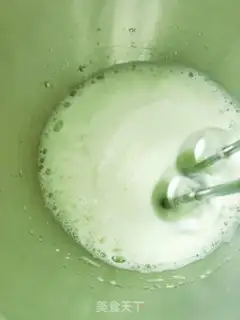 Make Chocolate iceberg cake step 8