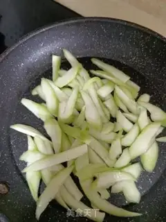 Make Garlic melon step 2