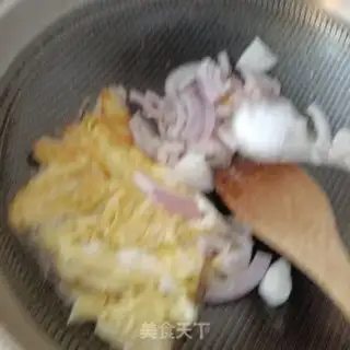 Make Scrambled eggs onions step 11