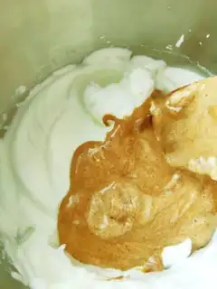 Make Chocolate iceberg cake step 14