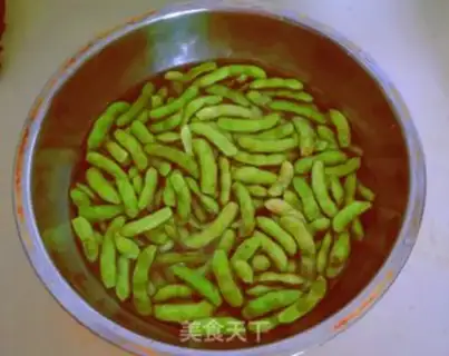 Make Water to boil the beans step 0