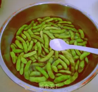 Make Water to boil the beans step 1
