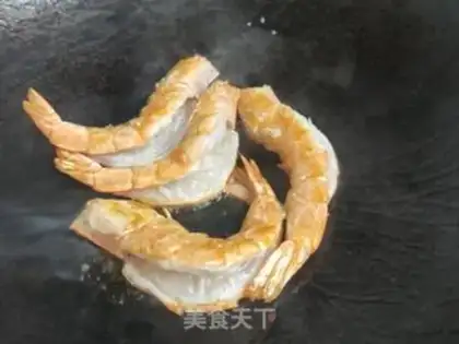 Make Crayfish and chili step 5