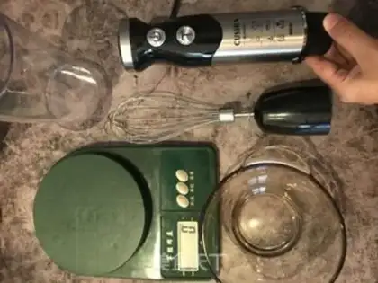 Make A simple pot cake step 1