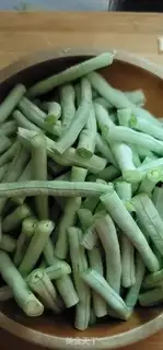 Make Garlic beans step 1