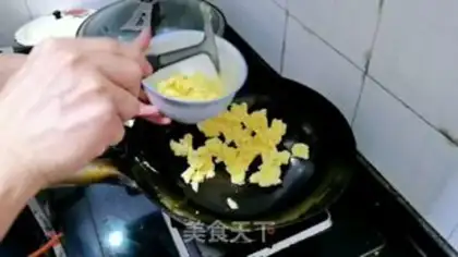 Make Tomato eggs step 2