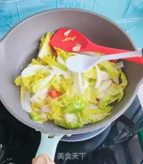 Make Piggy-cracked cabbage step 5