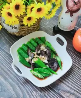 Make The sea cucumbers and the sunflowers step 6