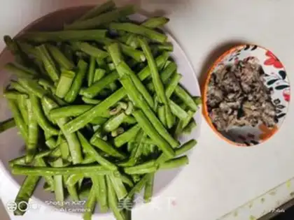 Make Meat and beans step 0