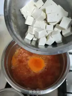 Make Tomato tofu soup step 6