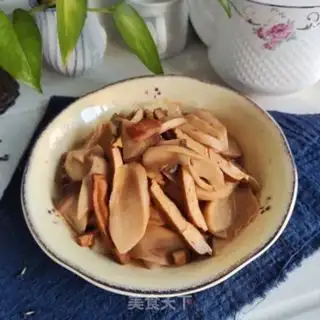 Make Dry-dry apricot mushrooms step 8