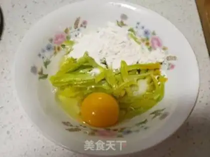 Make Porridge egg pancakes step 1