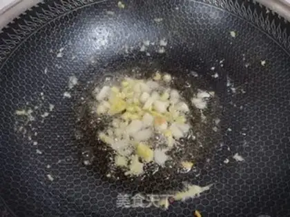 Make Smelt tofu eggs and mushroom soup step 3