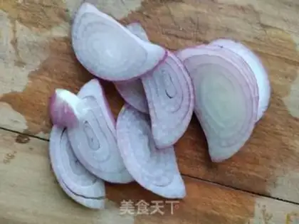 Make Onion acupuncture eggs step 3