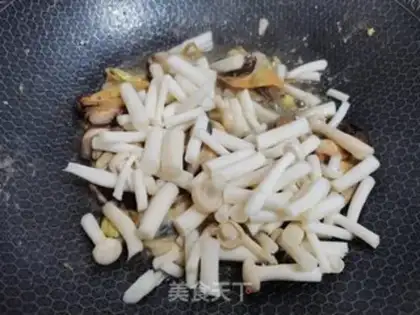 Make Smelt tofu eggs and mushroom soup step 5