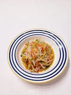 Make The green bean sprouts step 4