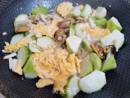 Make Smelt tofu eggs and mushroom soup step 7