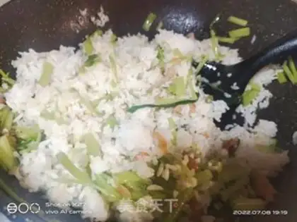 Make Scrambled rice step 2