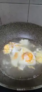 Make Fried omelet seaweed sprouts step 4