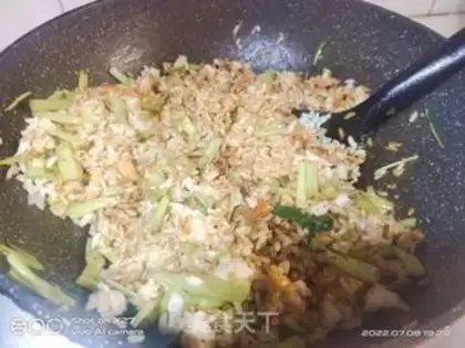Make Scrambled rice step 5