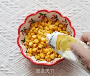 Make Milky cheese and corn step 2