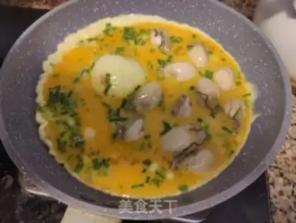 Make Fried eggs step 4