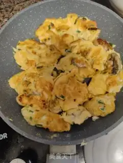 Make Fried eggs step 6
