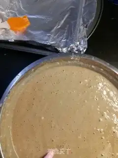 Make Chocolate cream cheesecake step 4