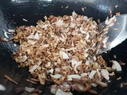 Make Tea mushroom fried meat step 8