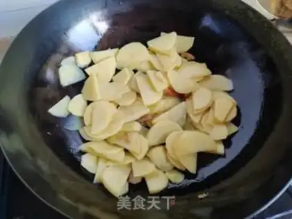 Make Autumn fried potatoes step 3