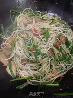 Make The bean sprouts are fried step 4