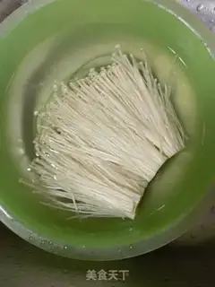 Make Bacon pins and mushrooms step 0
