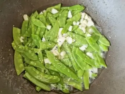Make Garlic is good for Dutch beans step 6