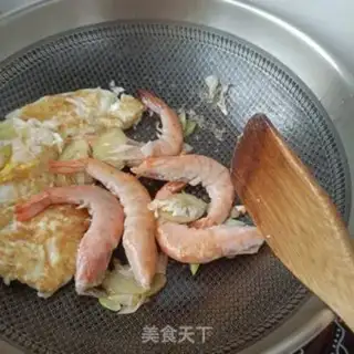 Make Shrimp omelet noodles step 9
