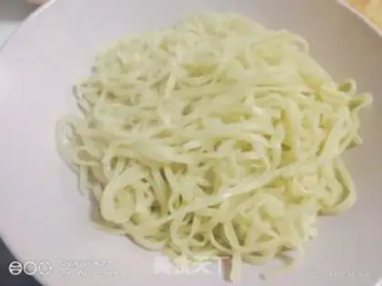Make cucumber noodle step 3
