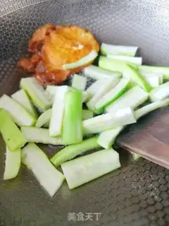 Make Pork melon soup step 4