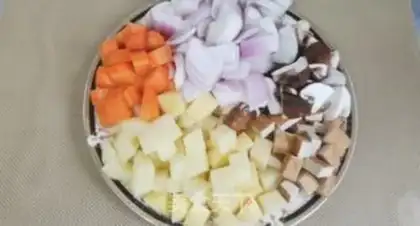 Make Curry chicken lids step 1