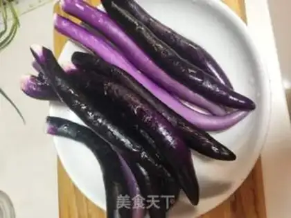 Make Garlic pasta step 0