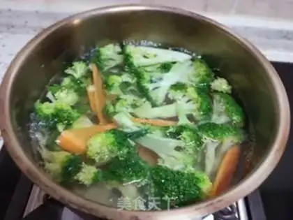 Make ♪ The blues are blue ♪ step 0