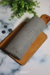 Make Charcoal roll step 13