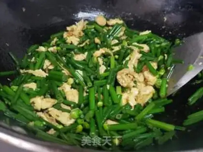 Make Oat eggs for noodles step 4