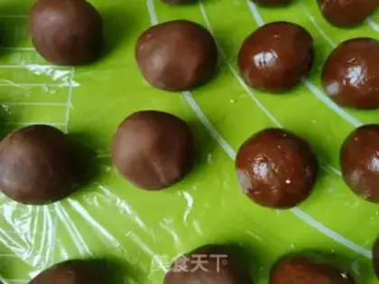 Make Black Sugar Hill moon cake step 6